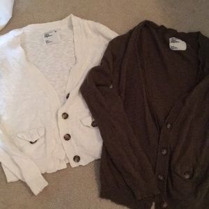 2 Cardigans